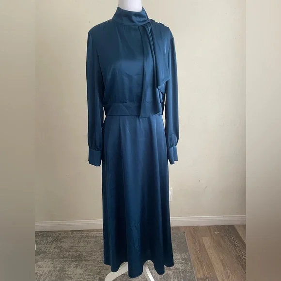 Alexia Admor Blue Midi Dress - Picture 2 of 7